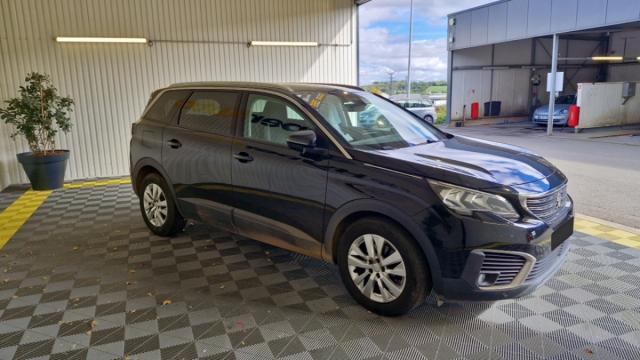 Peugeot 5008 image 5