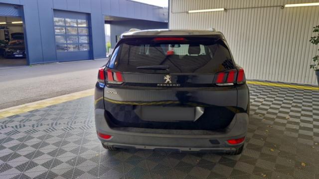 Peugeot 5008 image 3