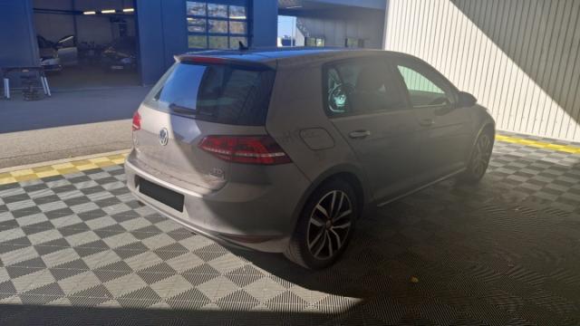Volkswagen Golf image 5