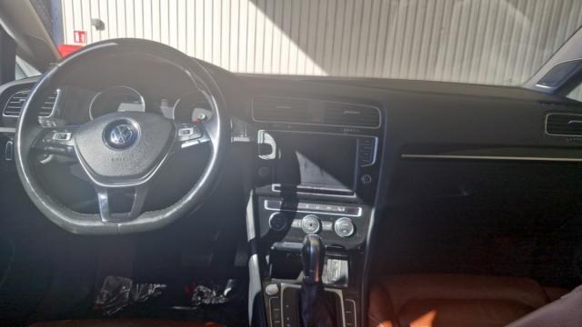 Volkswagen Golf image 4