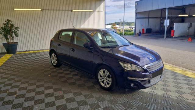 Peugeot 308 image 8