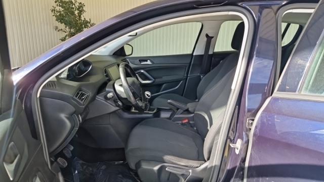 Peugeot 308 image 2