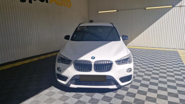 Bmw X1 image 2