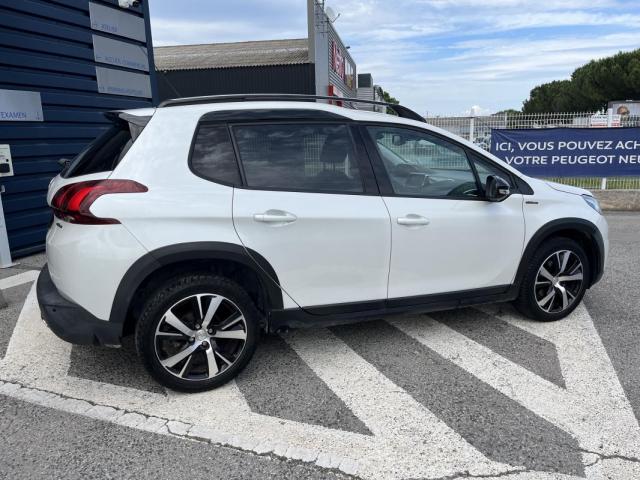 Peugeot 2008 image 9