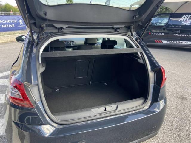 Peugeot 308 image 8