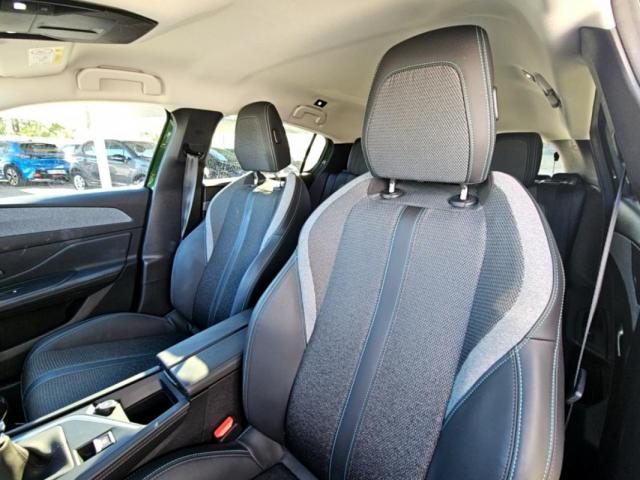 Peugeot 308 image 8