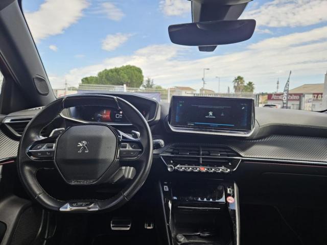 Peugeot 2008 image 3