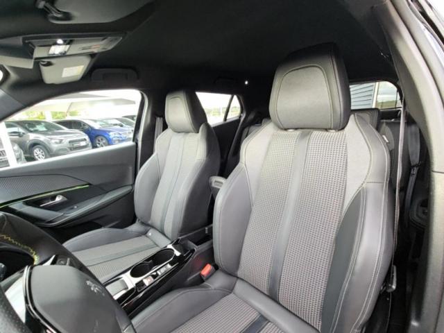 Peugeot 2008 image 9