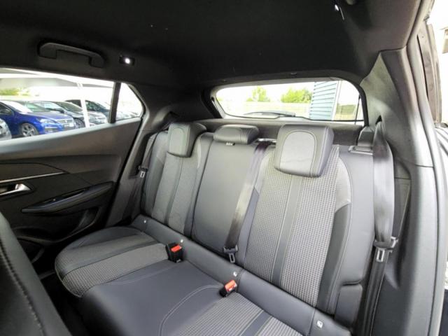 Peugeot 2008 image 4