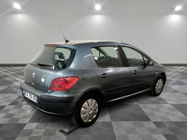 Peugeot 307 image 8