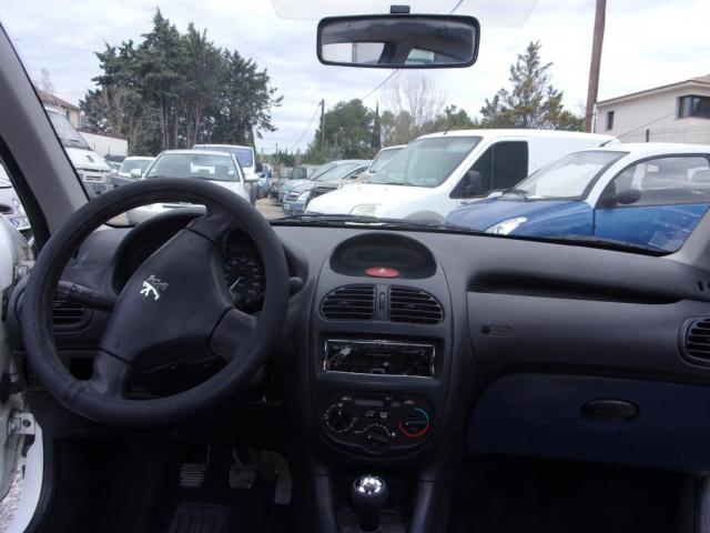 Peugeot 206 image 1
