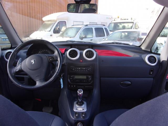 Peugeot 1007 image 2