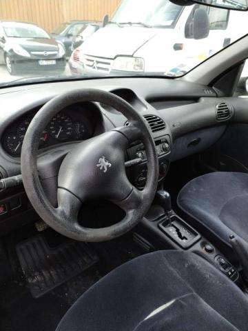 Peugeot 206 image 3
