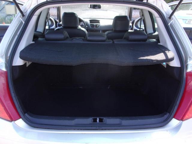 Peugeot 207 image 2
