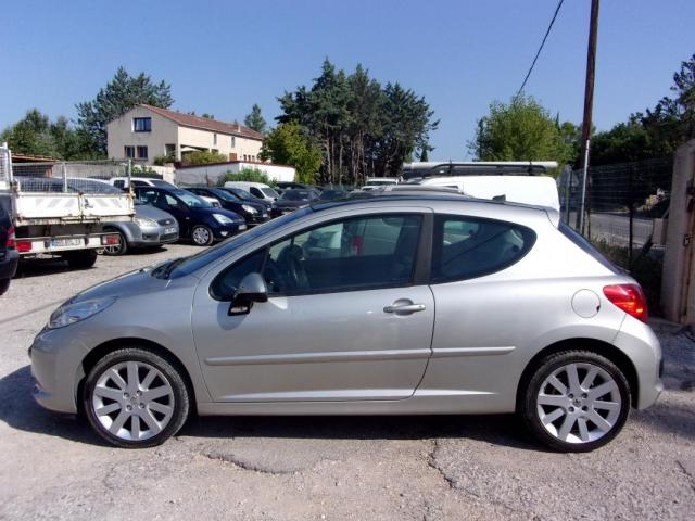 Peugeot 207 image 3