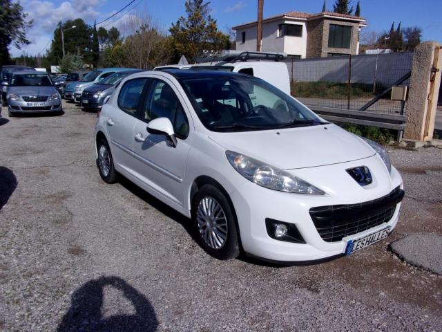 Peugeot 207 image 3