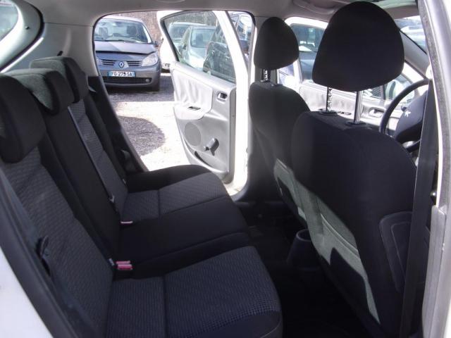 Peugeot 207 image 4