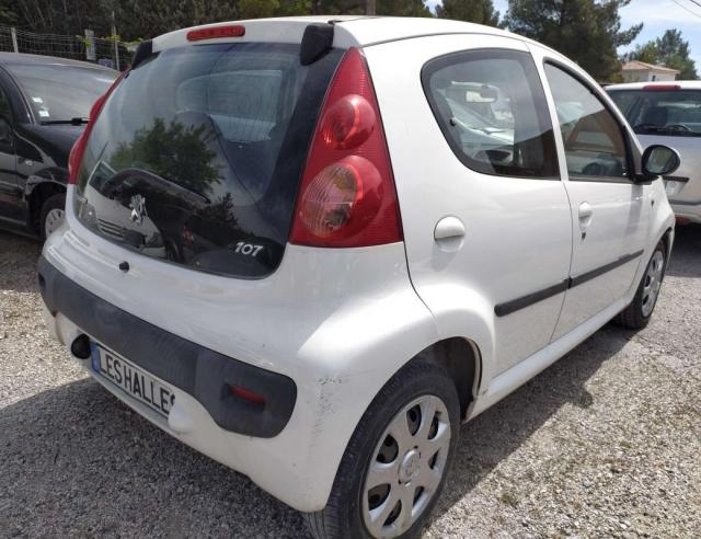 Peugeot 107 image 3
