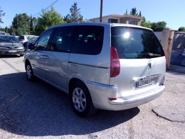 Peugeot 807 image 1