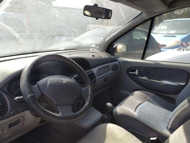 Renault Scénic image 3