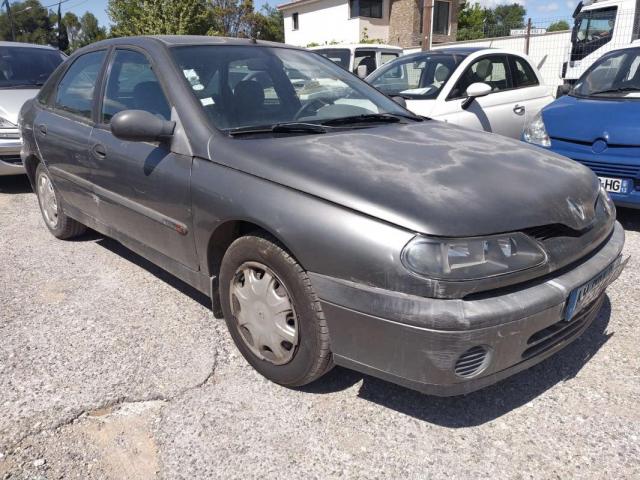 Renault Laguna image 3
