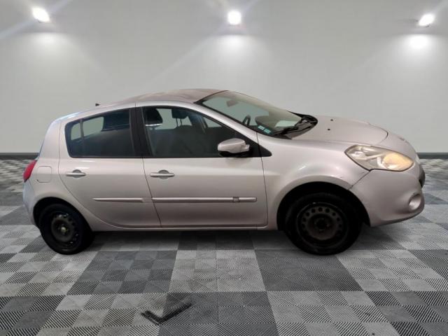 Renault Clio image 1