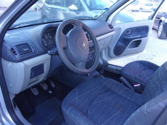 Renault Clio image 7