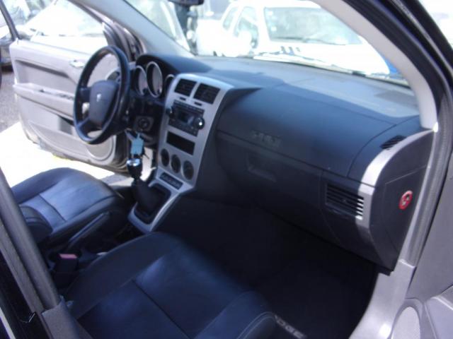 Dodge Caliber image 8