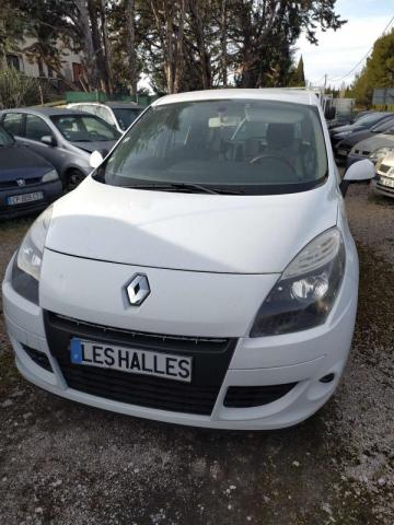 Renault Scénic image 2