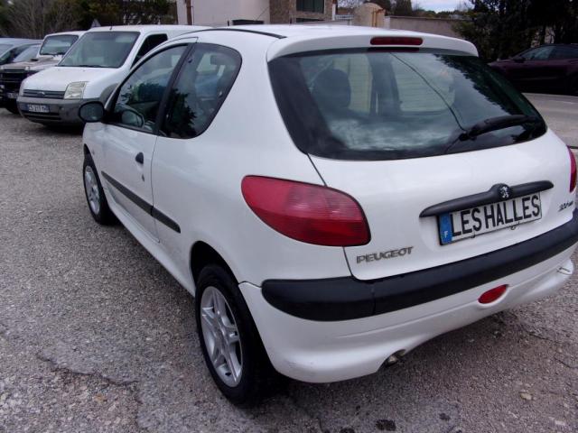 Peugeot 206 image 1