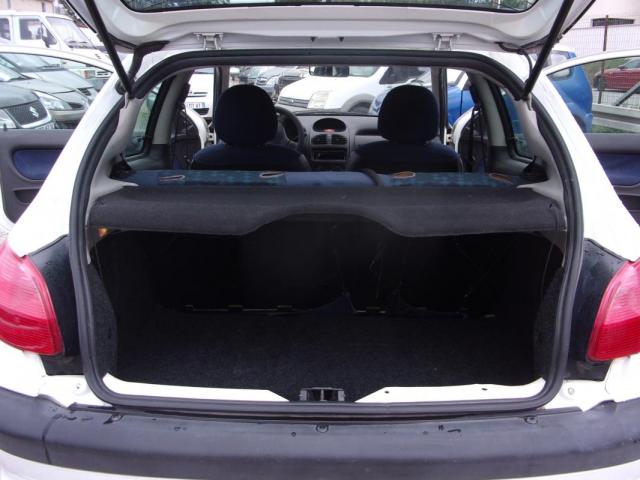 Peugeot 206 image 4