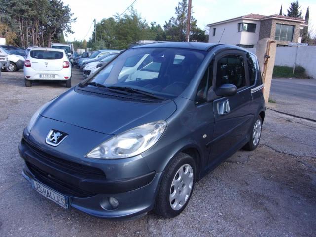 Peugeot 1007 image 6