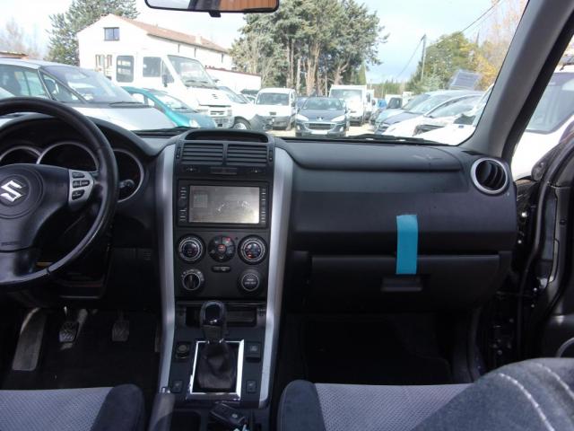 Suzuki Grand Vitara image 9