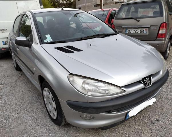 Peugeot 206 image 2