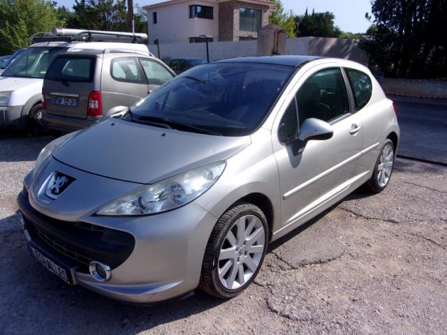 Peugeot 207 image 9