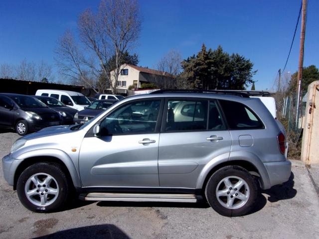 Toyota Rav4 image 8