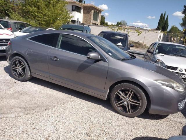 Renault Laguna Coupé image 6