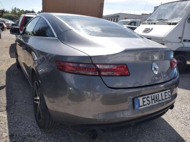 Renault Laguna Coupé image 8