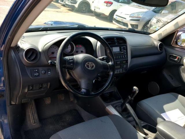 Toyota Rav4 image 5
