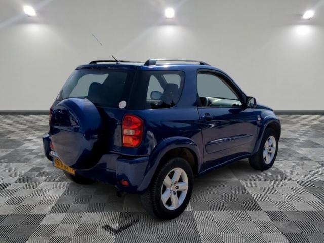 Toyota Rav4 image 3