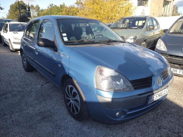 Renault Clio image 2