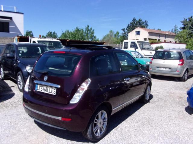 Lancia Ypsilon image 8