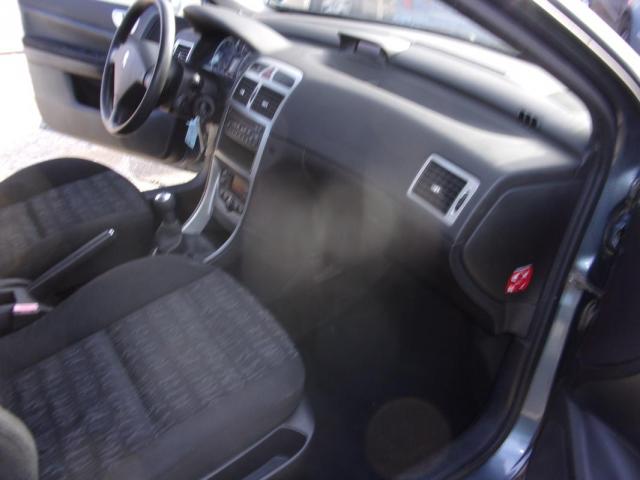 Peugeot 307 image 9