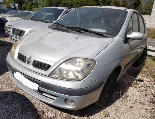 Renault Scénic image 2