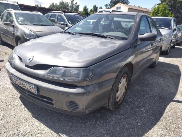 Renault Laguna image 1