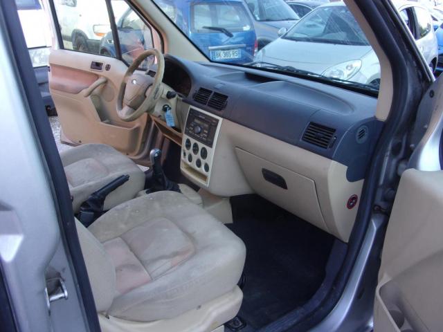 Ford Tourneo Connect image 6