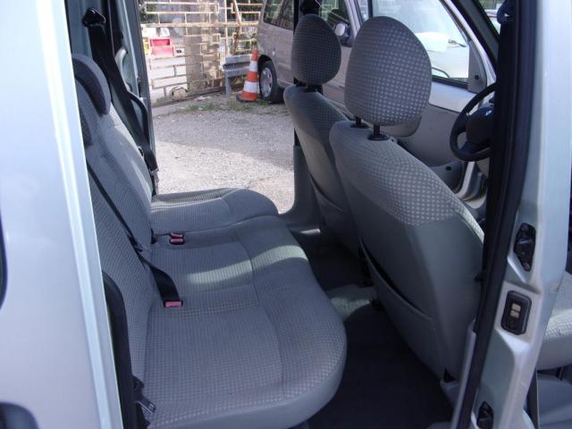 Renault Kangoo image 5