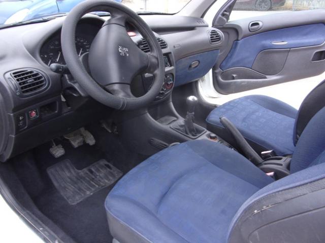 Peugeot 206 image 5