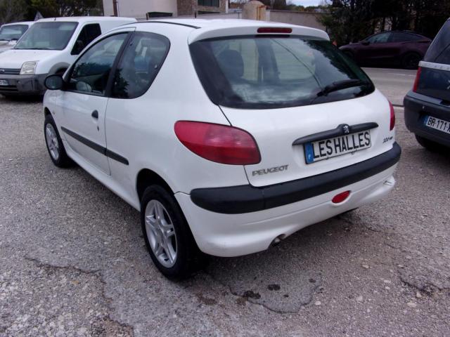 Peugeot 206 image 4