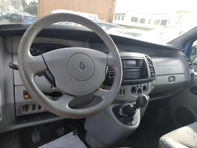 Renault Trafic image 4